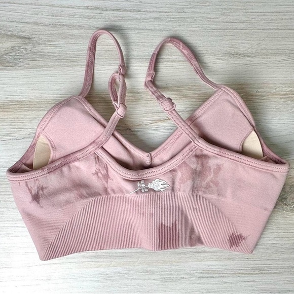 BNWT: Sold Out Limited Release- Civil Regime Seamless Pink Sports Bra - Picture 3 of 6